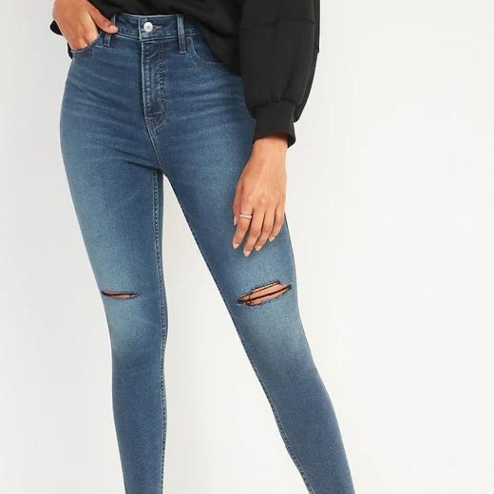 Old Navy Extra High-Waisted Rockstar 360° Stretch Skinny Ripped Ankle Jeans New